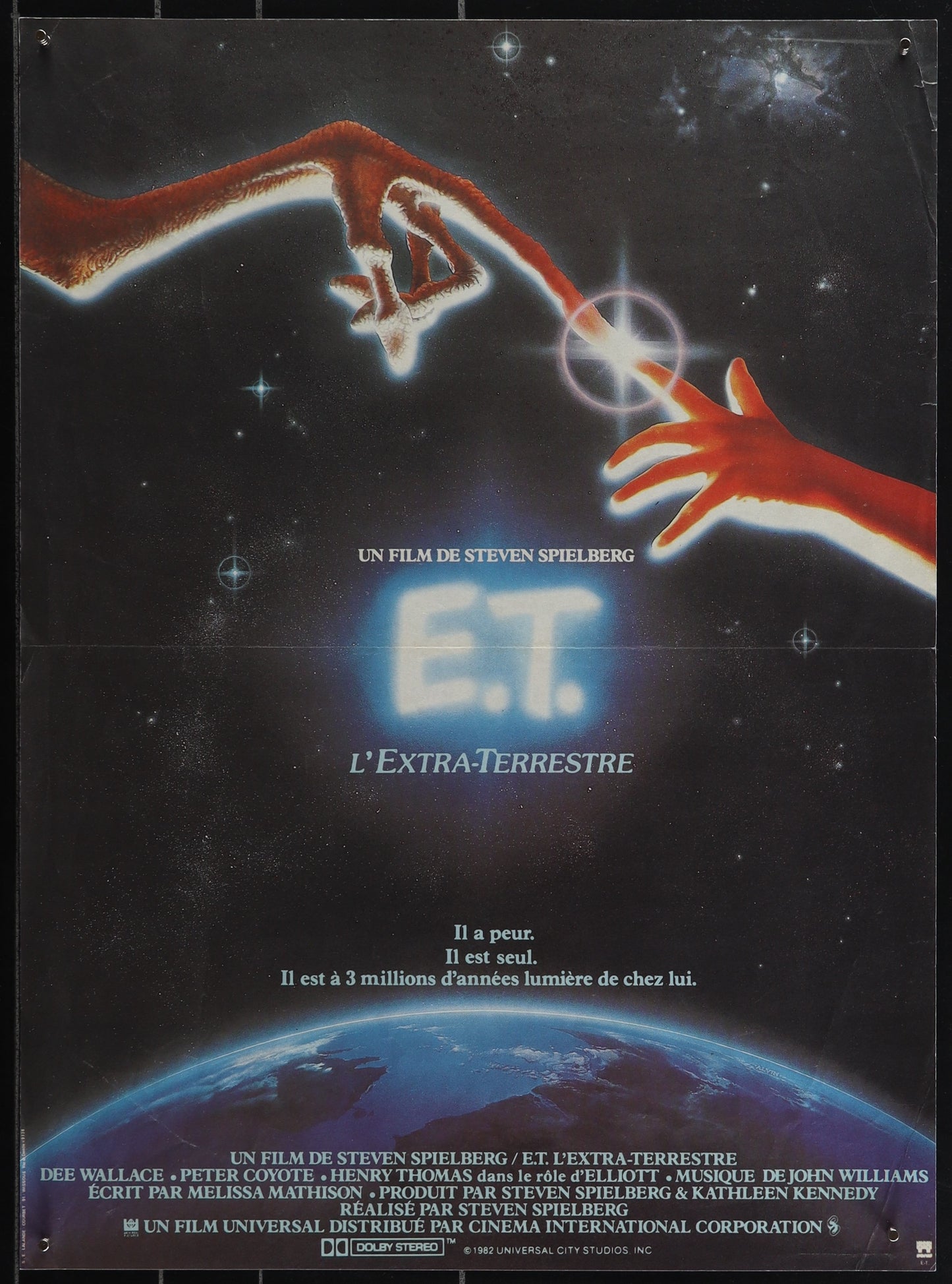 A vintage French 'Petite' movie poster for E.T.
