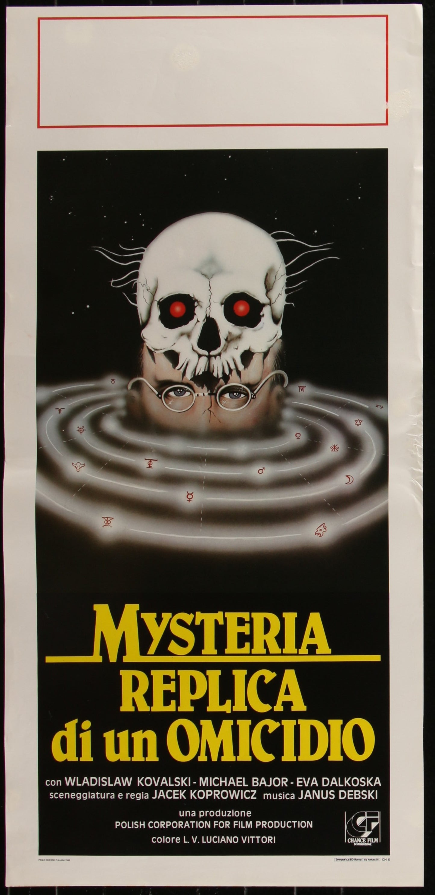 Italian movie poster for 'Mystery Replica' featuring a skull and what appears to be a splash of blood or a shadow, with the text 'Mystery Replica' and the names of the actors and director.