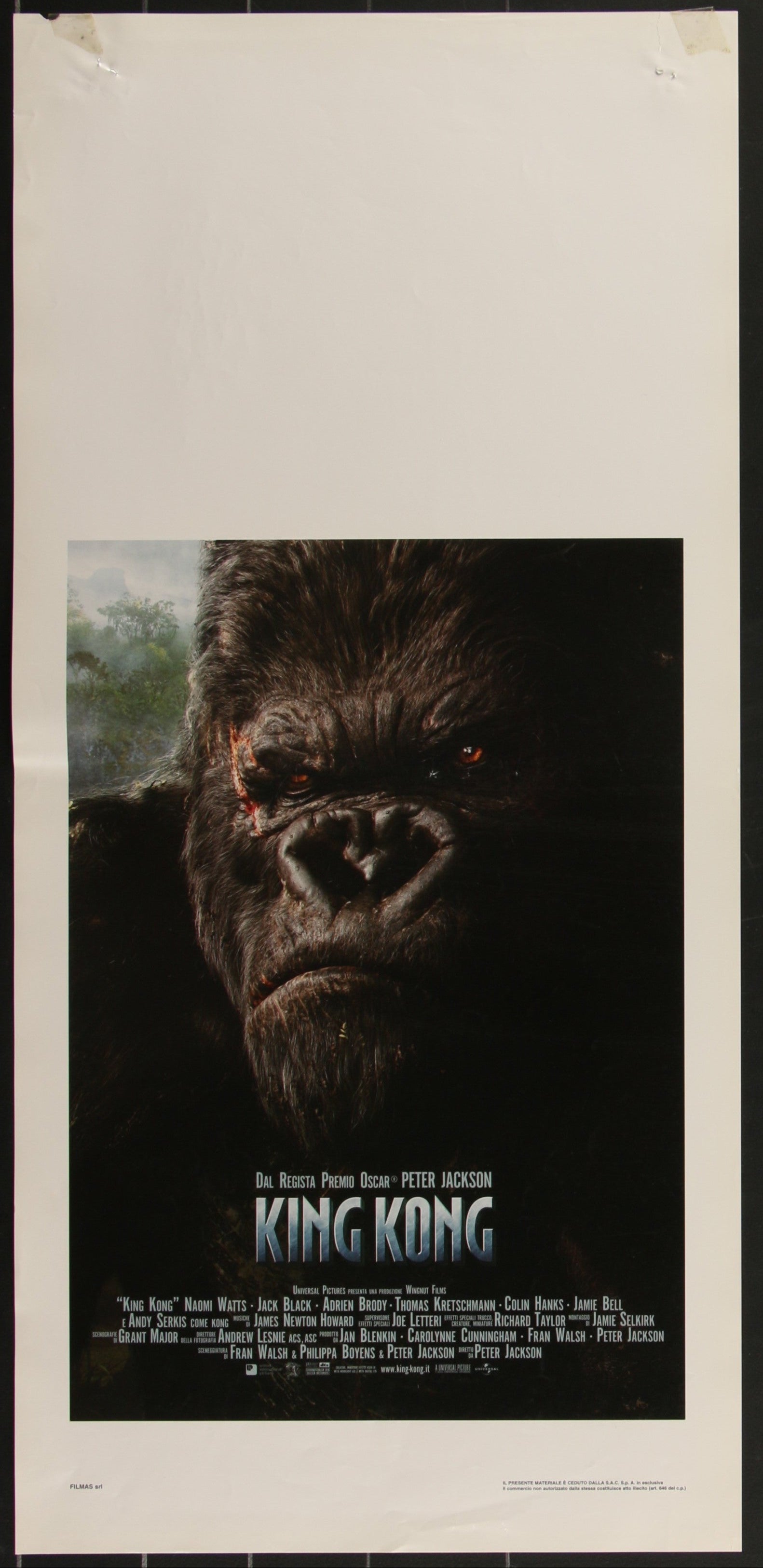 Original Italian Locandina movie poster for the 2005 film King Kong, featuring an image of the character King Kong with Naomi Watts, Jack Black, and Adrien Brody listed as cast members.
